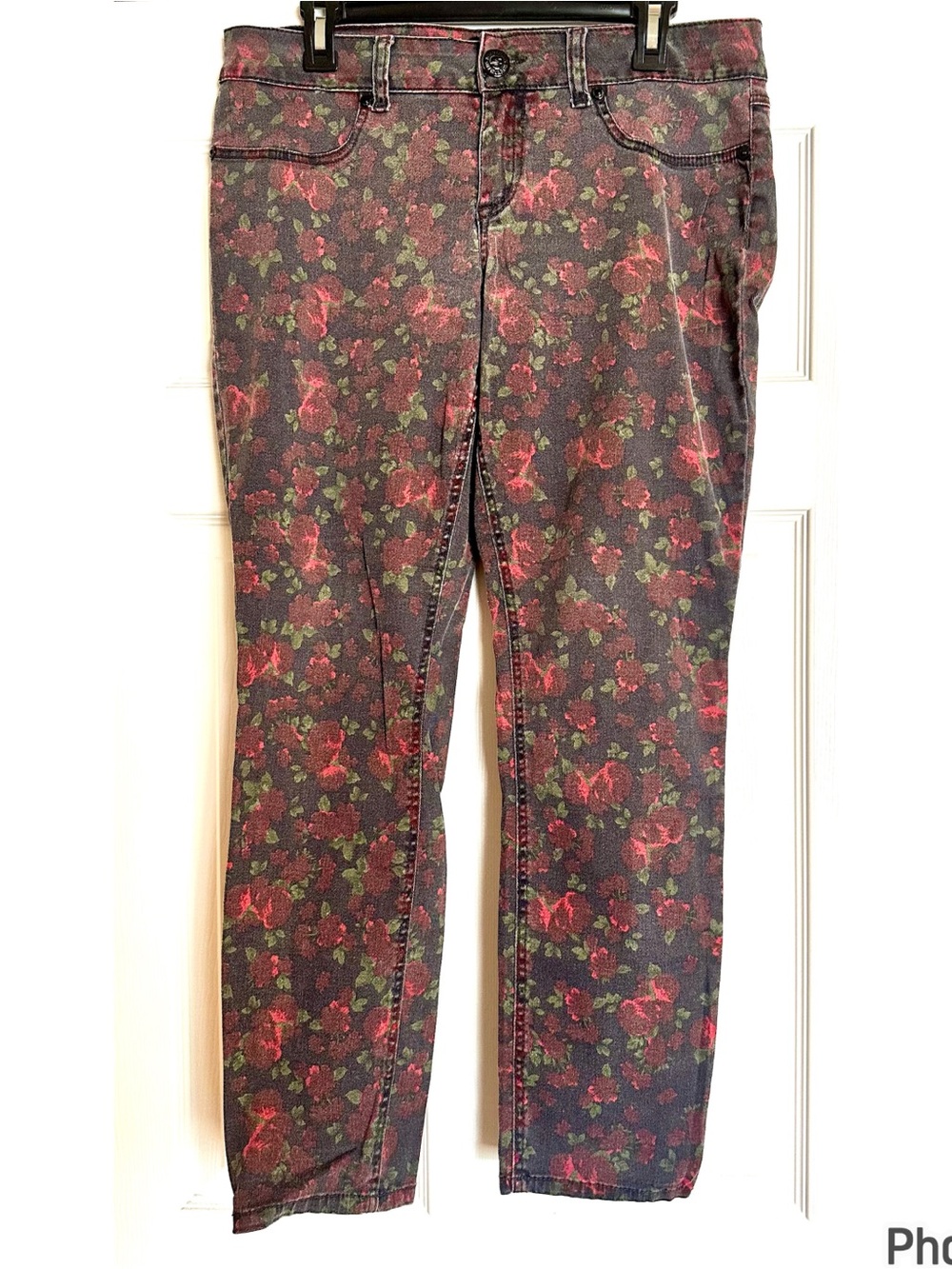 Seven7 Dark Denim Jeans with Floral Rose Print